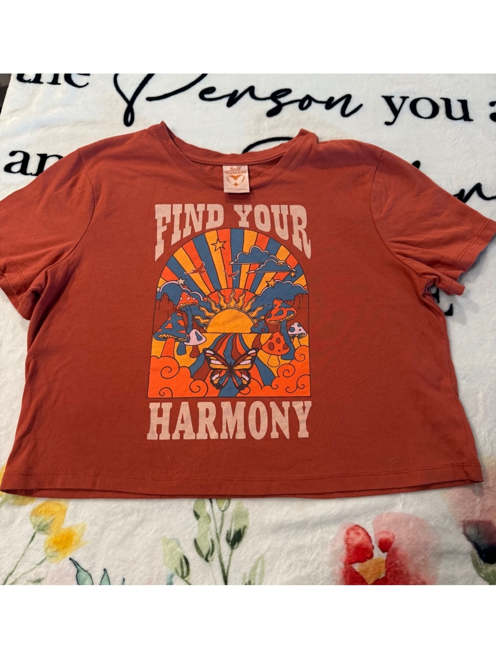 Boho-style retro graphic crop top featuring the text "Find Your Harmony"  Size L